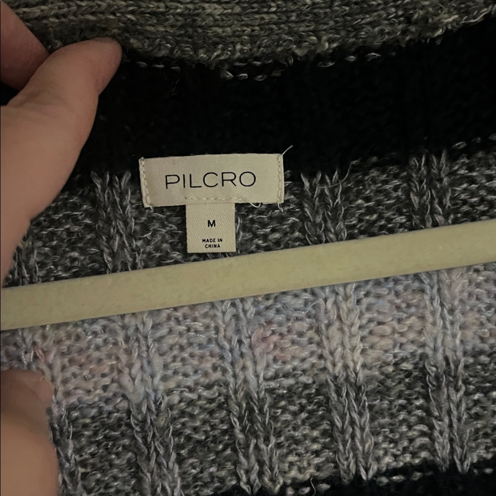 Pilcro Mash Up Vneck Sweater - Picture 7 of 7